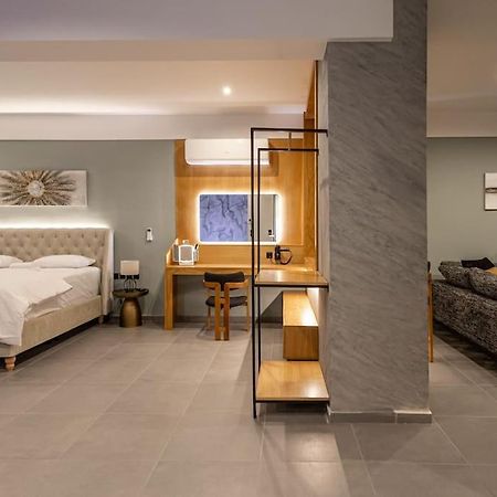 Smaragdi Luxury Jacuzzi Apartment Noho Premium Living เอเธนส์ ภายนอก รูปภาพ